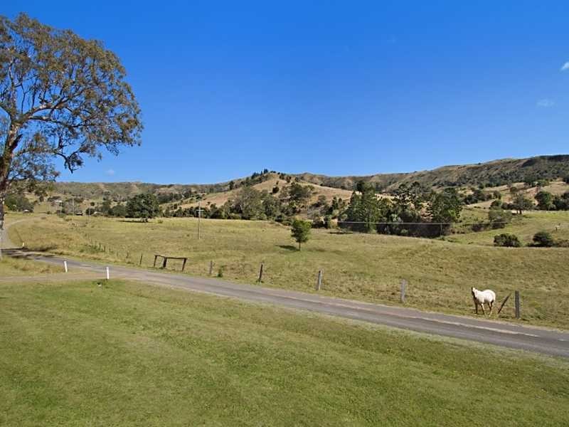 85 Lawn Hill Road, Chinghee Creek QLD 4285