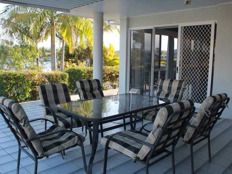 70 Auk Avenue, Burleigh Waters QLD 4220