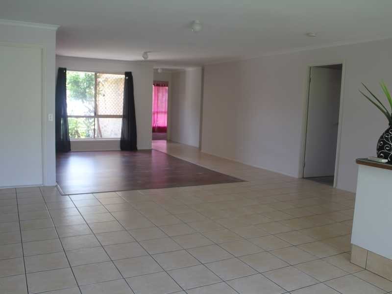 9 Casetta Court, Varsity Lakes QLD 4227