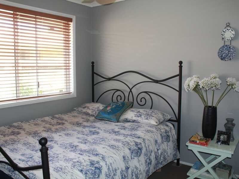 82 Cumberland Drive, Varsity Lakes QLD 4227