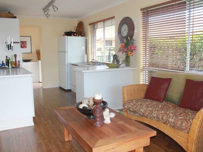 82 Cumberland Drive, Varsity Lakes QLD 4227