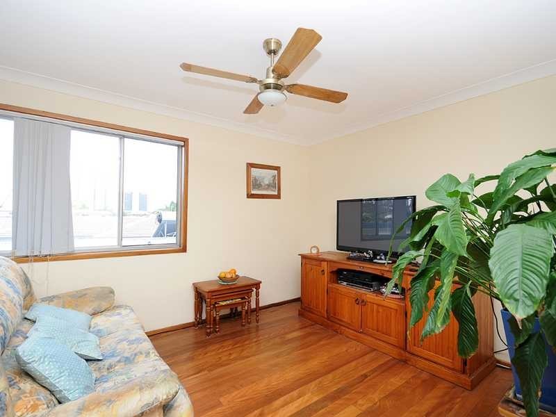 2/58 Leyte Avenue, Palm Beach QLD 4221