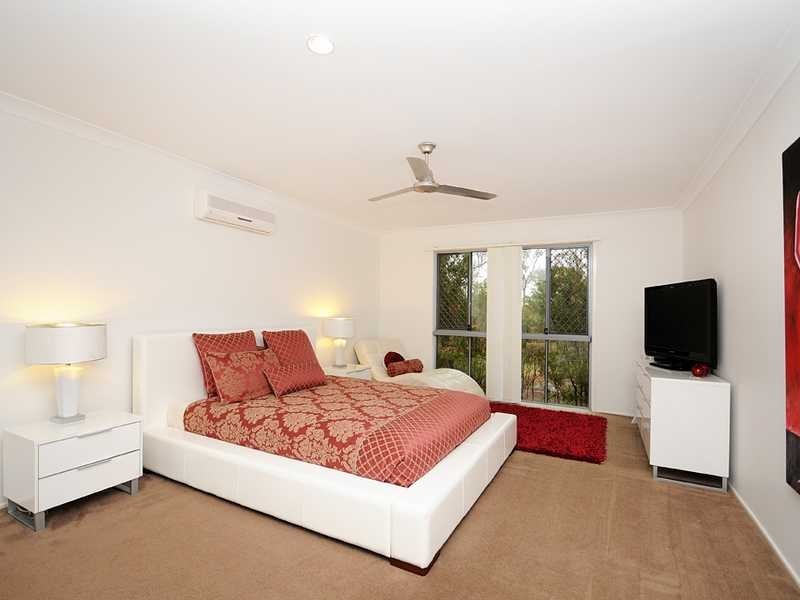 1/76 Bayswater Avenue, Varsity Lakes QLD 4227