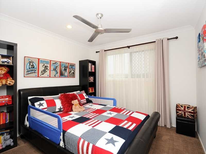 1/76 Bayswater Avenue, Varsity Lakes QLD 4227