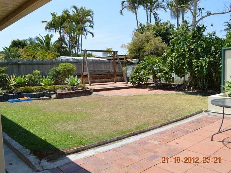 20 Avocet Avenue, Burleigh Waters QLD 4220