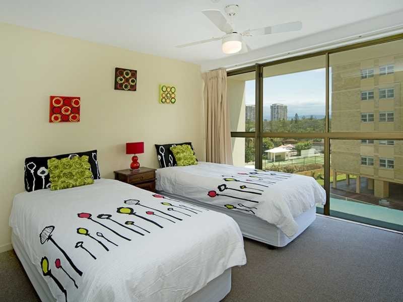 10/3532 Main Beach Parade, Main Beach QLD 4217