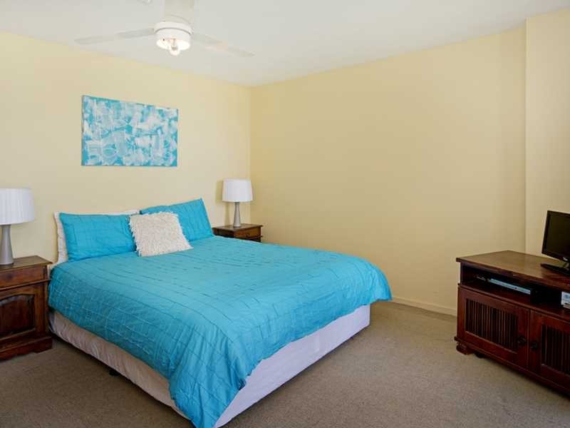 10/3532 Main Beach Parade, Main Beach QLD 4217