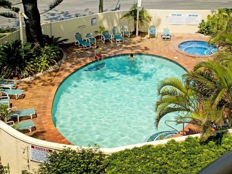 10/3532 Main Beach Parade, Main Beach QLD 4217