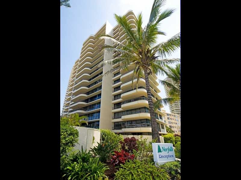 10/3532 Main Beach Parade, Main Beach QLD 4217