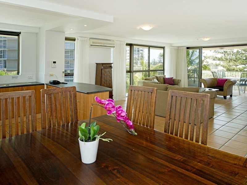 10/3532 Main Beach Parade, Main Beach QLD 4217