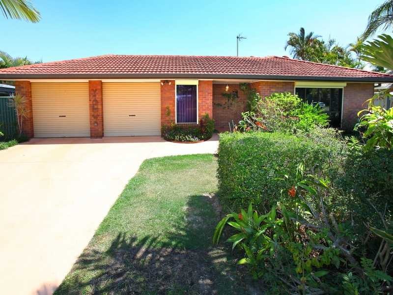 35 Lakeridge Drive, Varsity Lakes QLD 4227