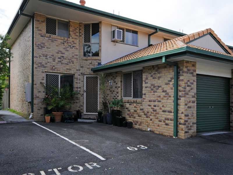 63/220 Christine Avenue, Burleigh Waters QLD 4220