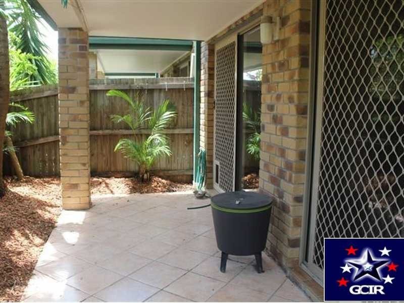 63/220 Christine Avenue, Burleigh Waters QLD 4220