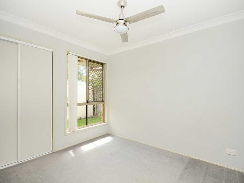 1/18 Montezuma Drive, Burleigh Waters QLD 4220