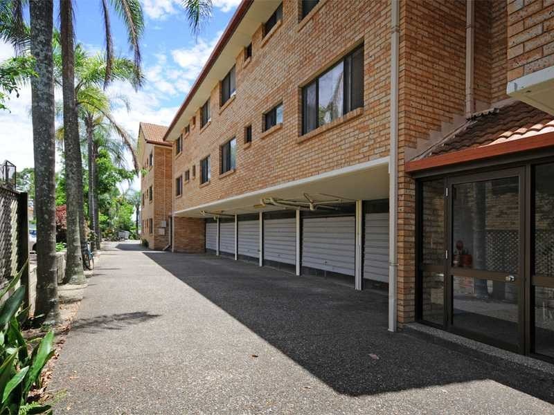 5/10 Mountain View Avenue, Miami QLD 4220