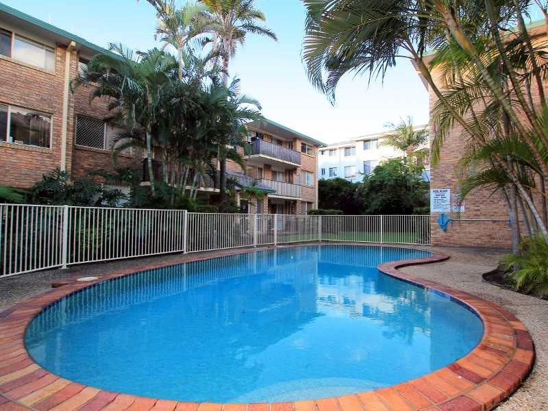 24/1 Rolan Court, Palm Beach QLD 4221