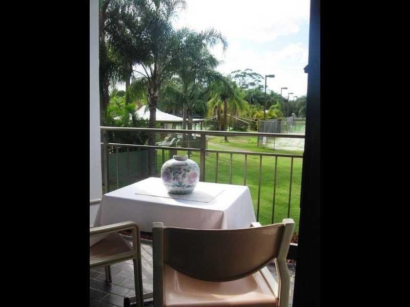 3/13 Fairway Drive, Clear Island Waters QLD 4226