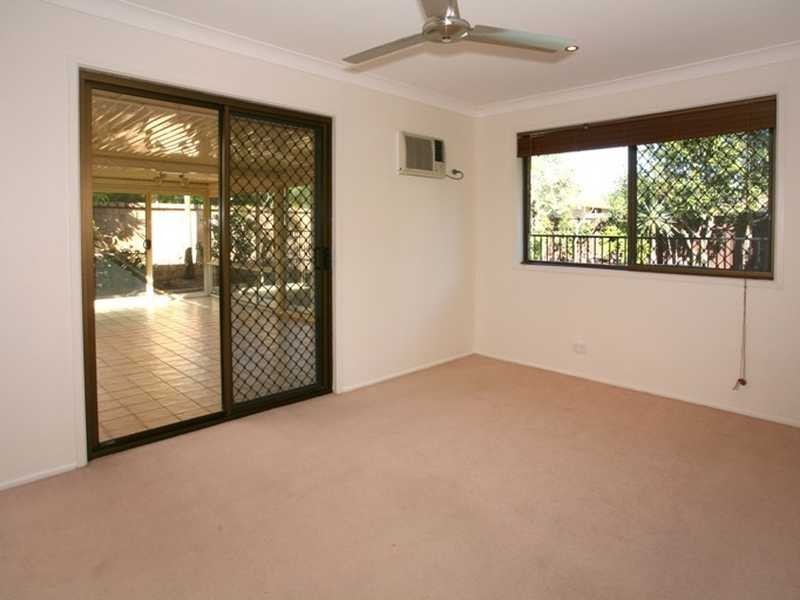 80 Rumrunner Street, Mermaid Waters QLD 4218