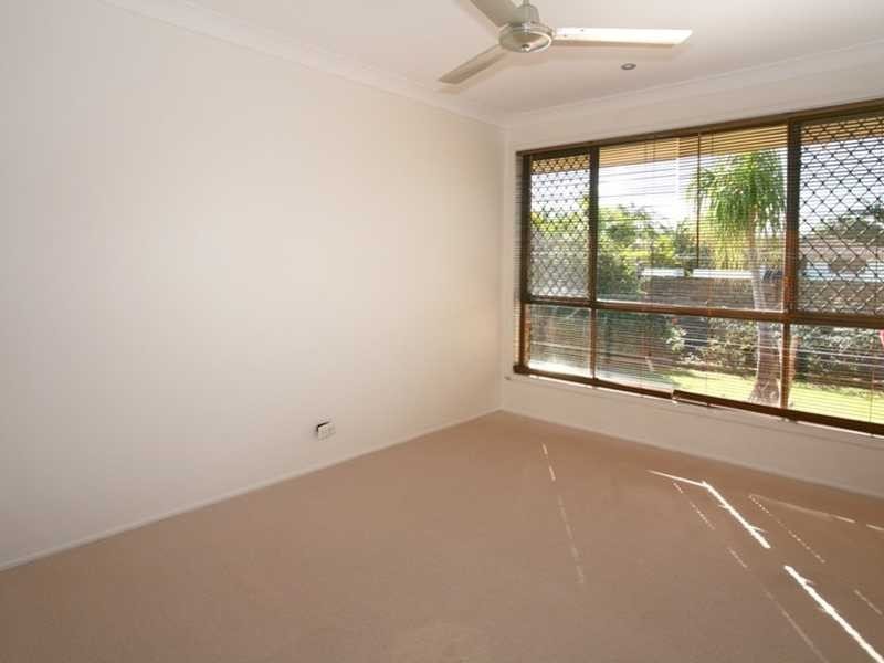 80 Rumrunner Street, Mermaid Waters QLD 4218