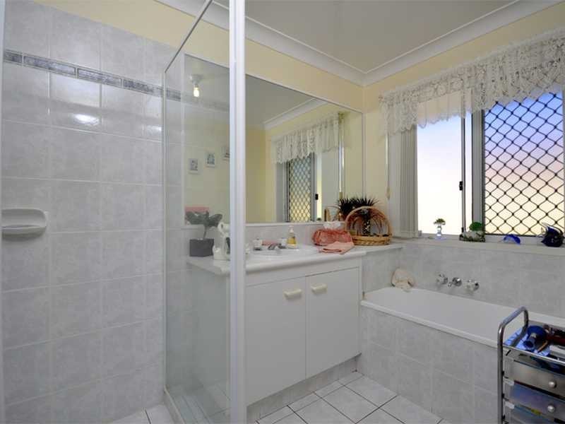 1/58 Belrose Blvd., Varsity Lakes QLD 4227