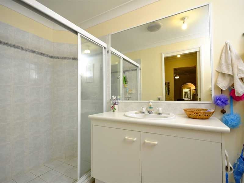 1/58 Belrose Blvd., Varsity Lakes QLD 4227