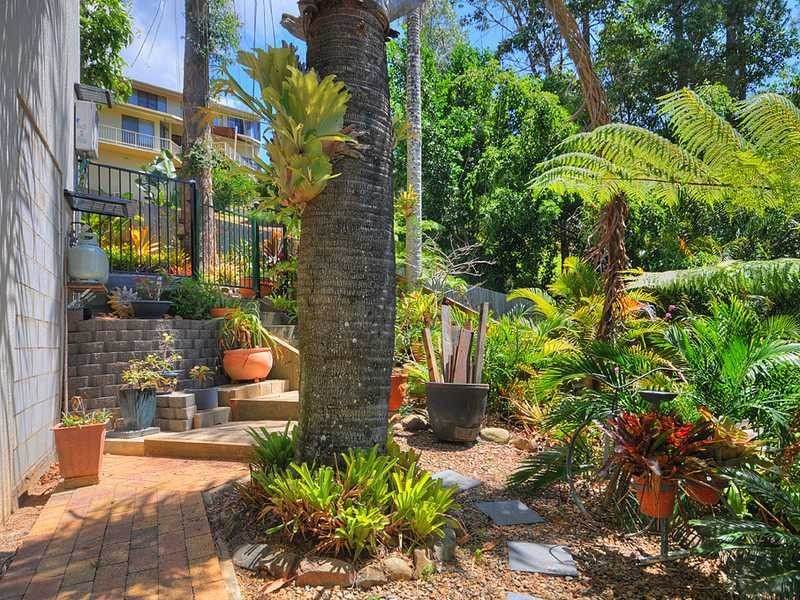 11 Chidlow Court, Elanora QLD 4221