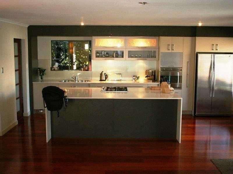 8 Aruma Avenue, Burleigh Waters QLD 4220