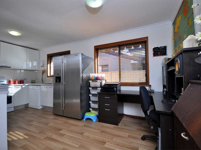 2/6 Wagtail Court, Burleigh Waters QLD 4220