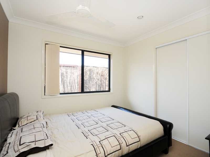 2/15 Blossom Street, Pimpama QLD 4209