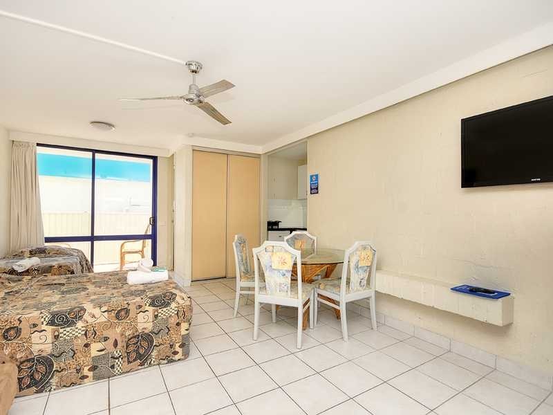 5/2877 Gold Coast Highway, Surfers Paradise QLD 4217