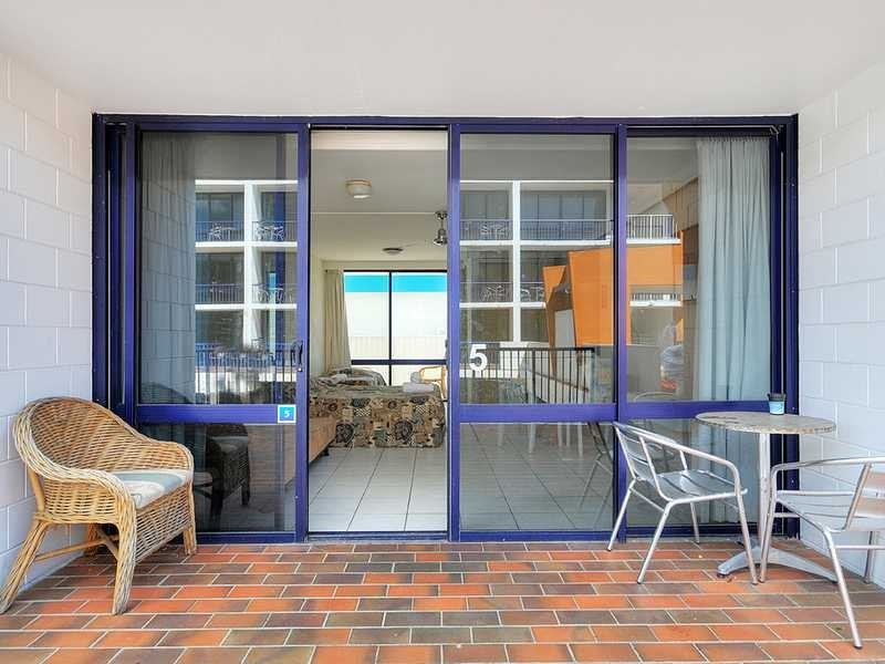 5/2877 Gold Coast Highway, Surfers Paradise QLD 4217