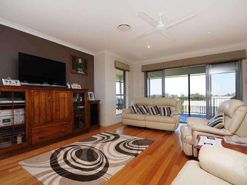 28 Barton Street, Reedy Creek QLD 4227