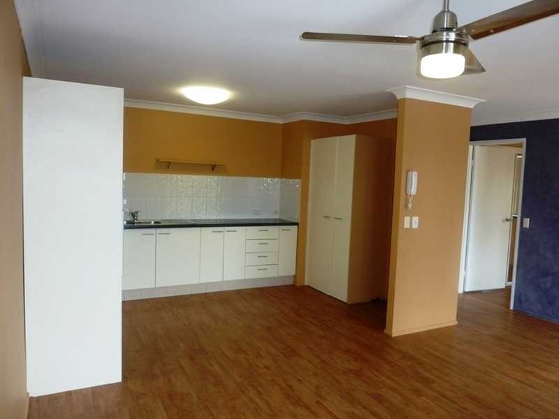 Unit/12/266 The Esplanade, Miami QLD 4220