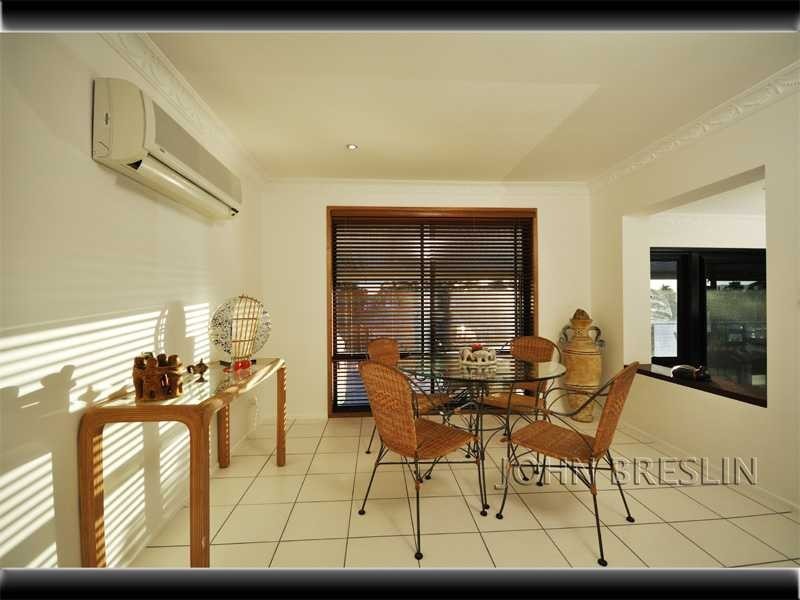 5 Plumosa Court, Mermaid Waters QLD 4218