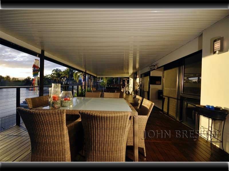 5 Plumosa Court, Mermaid Waters QLD 4218
