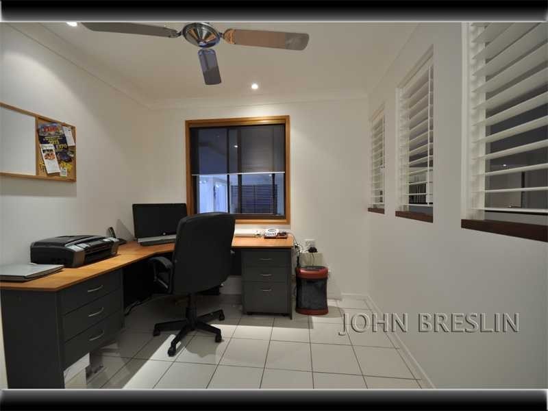 5 Plumosa Court, Mermaid Waters QLD 4218