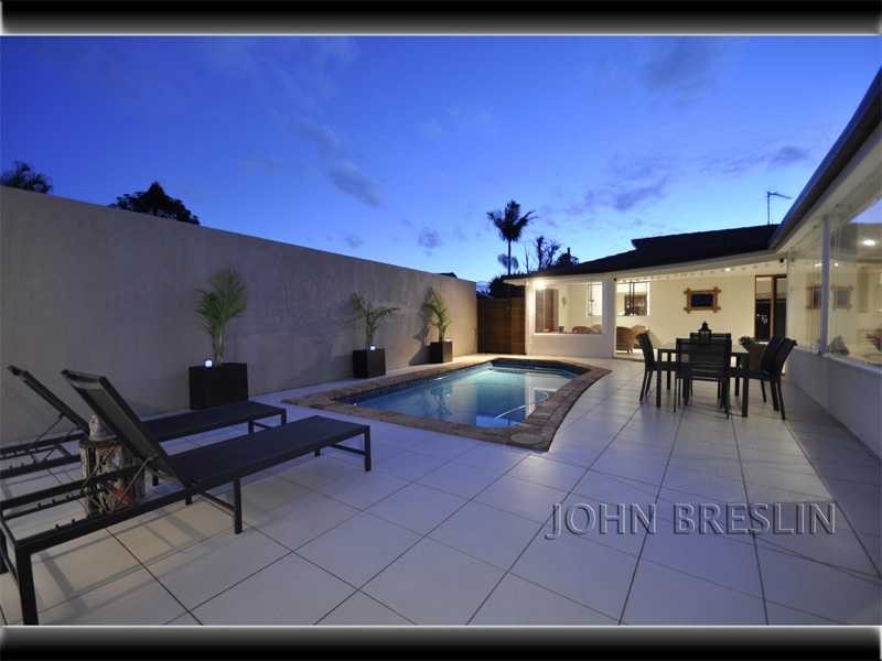 5 Plumosa Court, Mermaid Waters QLD 4218
