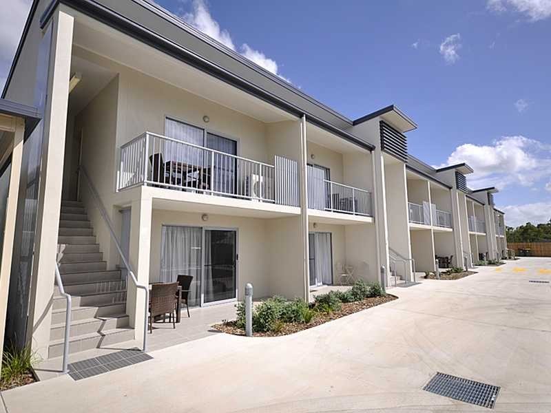 10 Prince Place, Middlemount QLD 4746