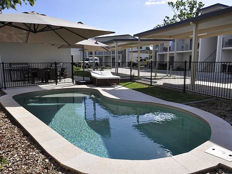 10 Prince Place, Middlemount QLD 4746