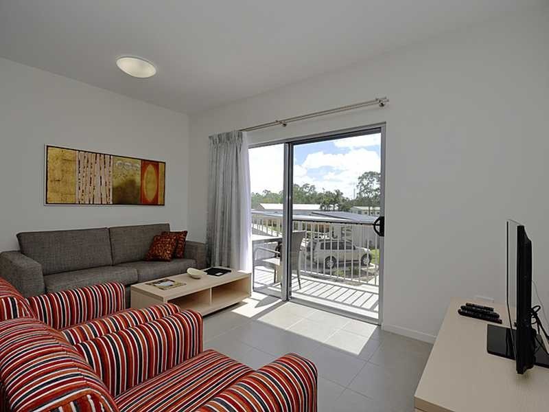 10 Prince Place, Middlemount QLD 4746