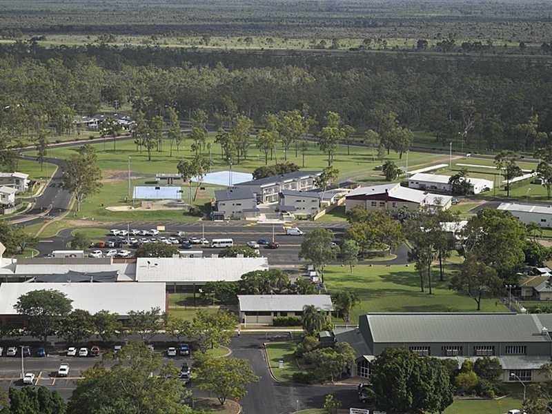 10 Prince Place, Middlemount QLD 4746