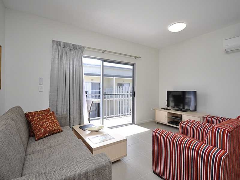 10 Prince Place, Middlemount QLD 4746
