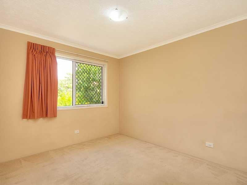 Unit/22/16 Sykes Street, Southport QLD 4215