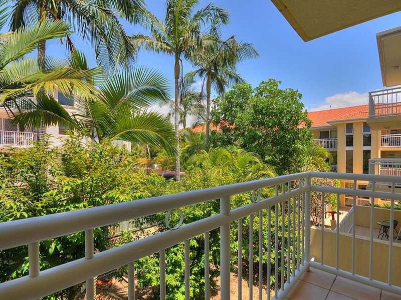 Unit/22/16 Sykes Street, Southport QLD 4215