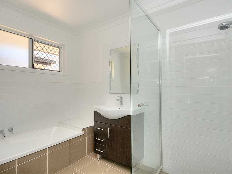 21 Ballerina Street, Burleigh Waters QLD 4220