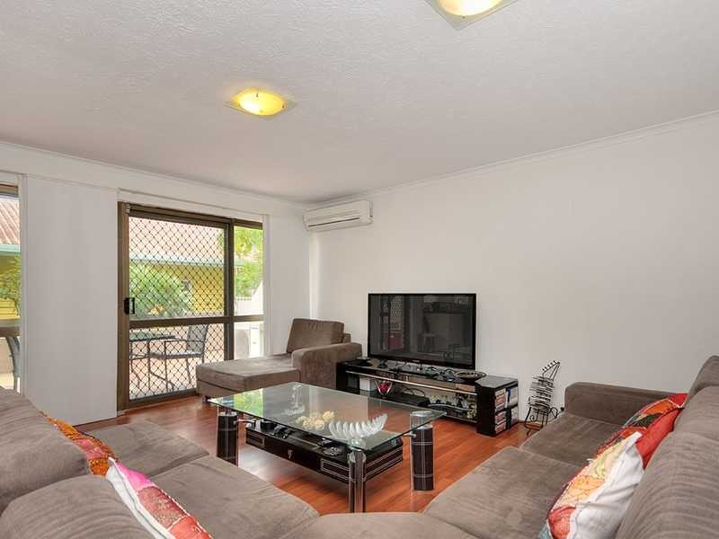 1/17 Thornton Street, Surfers Paradise QLD 4217