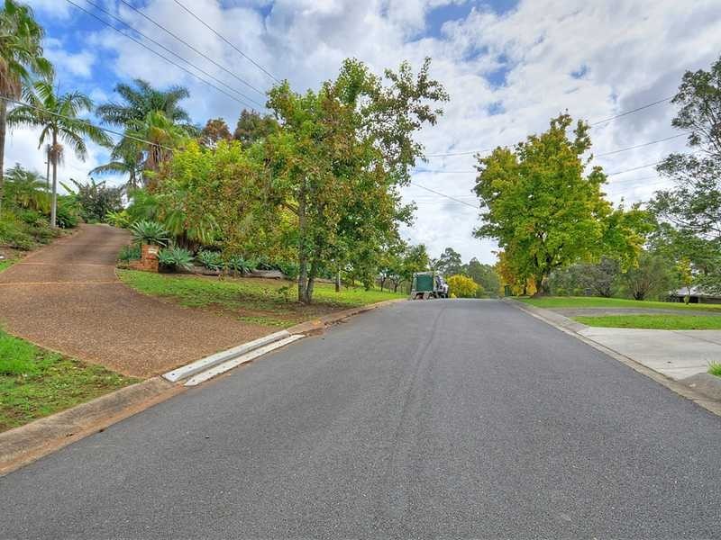 42A Evergreen Drive, Elanora QLD 4221
