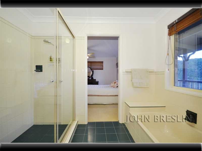 30 Gilward Dr, Mudgeeraba QLD 4213