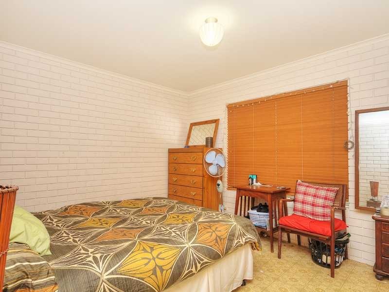 2/9 West Street, Burleigh Heads QLD 4220