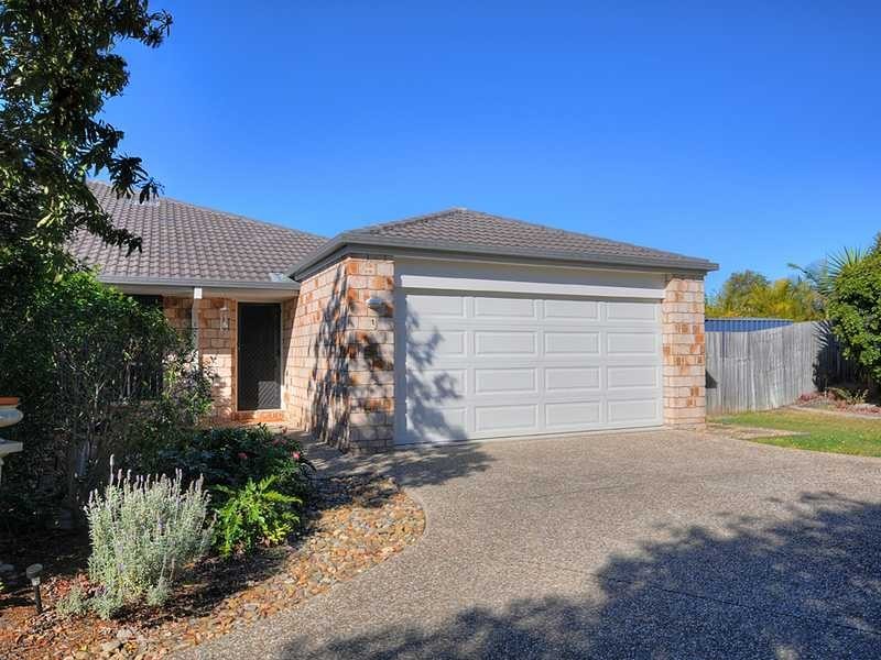 1/32 Bushgum Crt, Upper Coomera QLD 4209